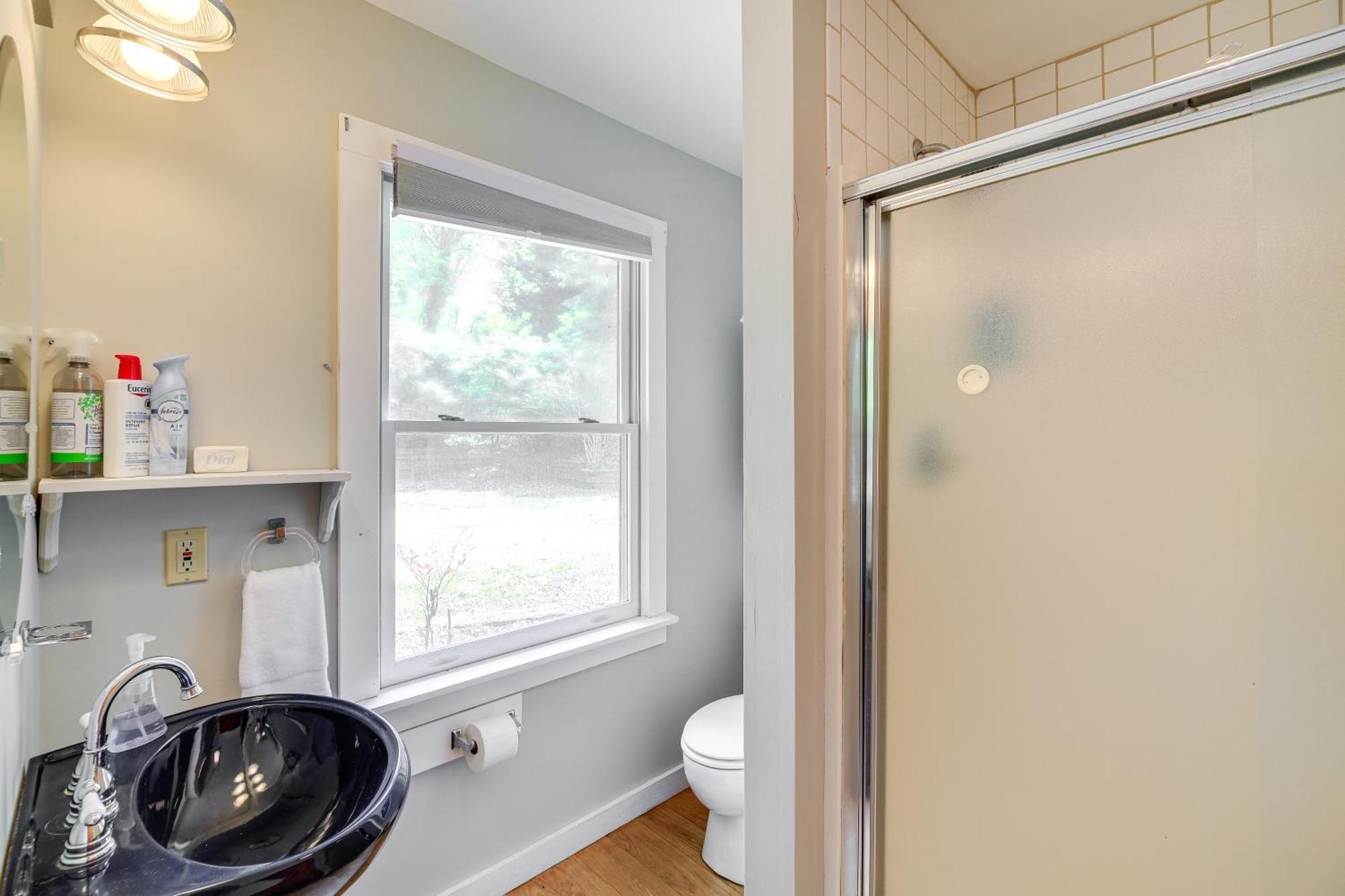 Quaint Blue Ridge Cabin Rental With On-Site Stream! Sparta Buitenkant foto