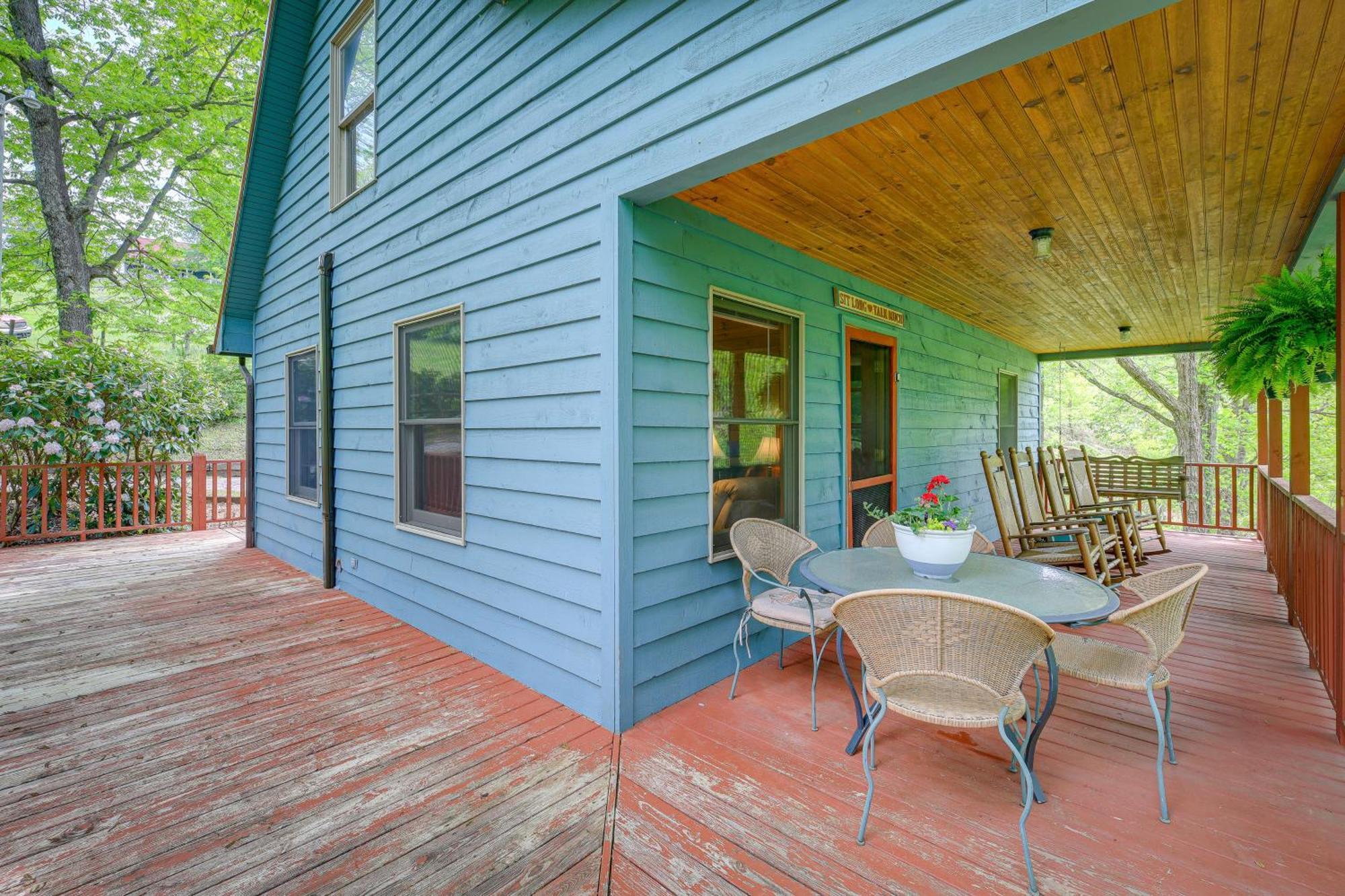 Quaint Blue Ridge Cabin Rental With On-Site Stream! Sparta Buitenkant foto